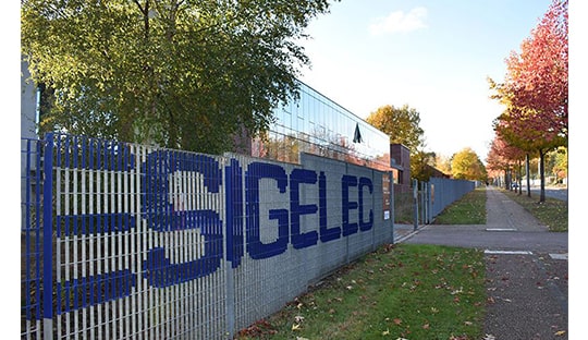 Esigelec French Graduate School of Engineering doktora programlarına katılacak adaylara aylık 1000 Euro maaş