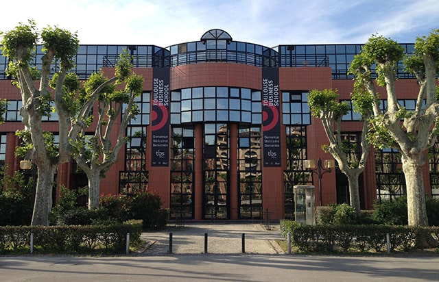 Fransa’da İngilizce yaz okulu Toulouse Business School yaz okulu kayıtları devam ediyor.